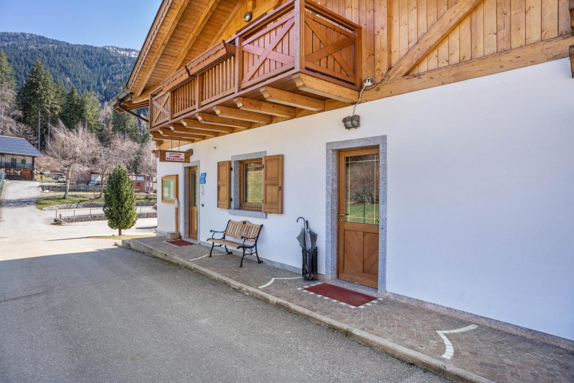 Chalet Camping Fae 3 Villa Madonna di Campiglio Luaran gambar