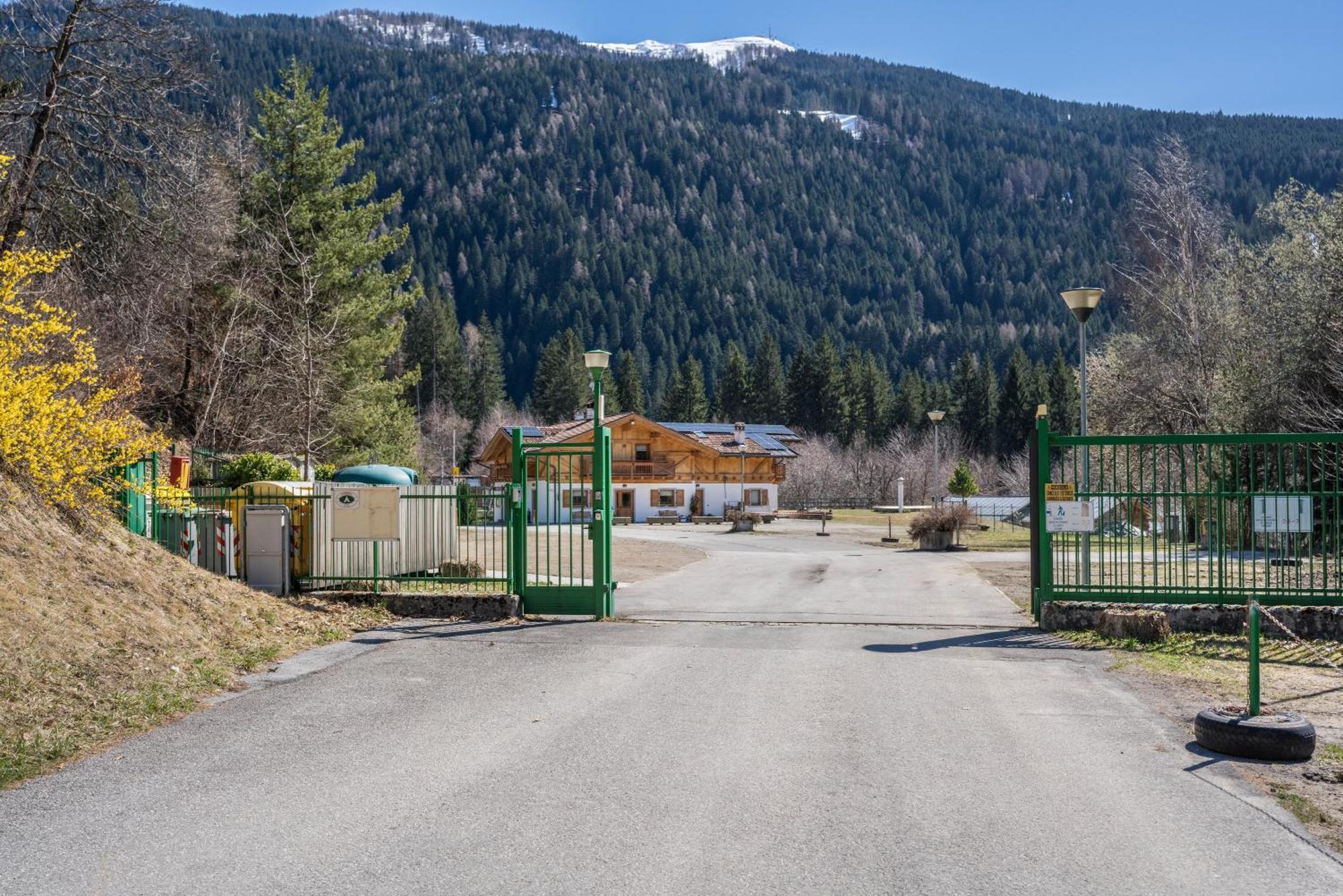 Chalet Camping Fae 3 Villa Madonna di Campiglio Luaran gambar